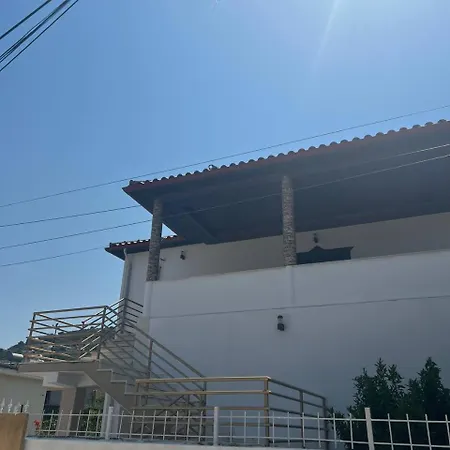 Armando's Wooden Roof * Berat