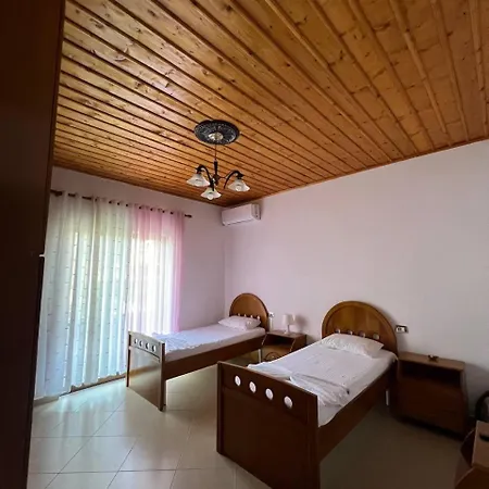 Armando's Wooden Roof