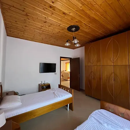Armando's Wooden Roof *